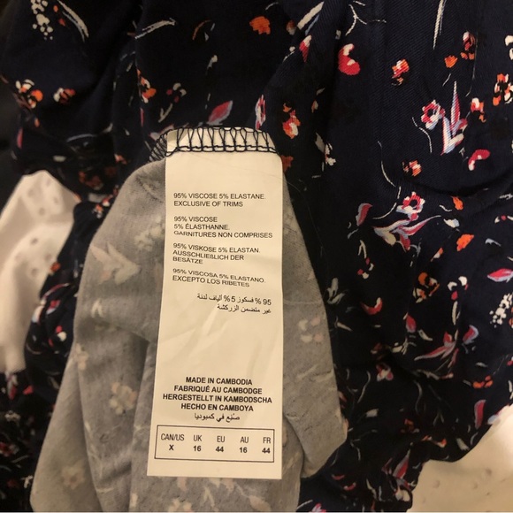 Torrid - In Every Story - Size X - NWOT - Picture 12 of 13